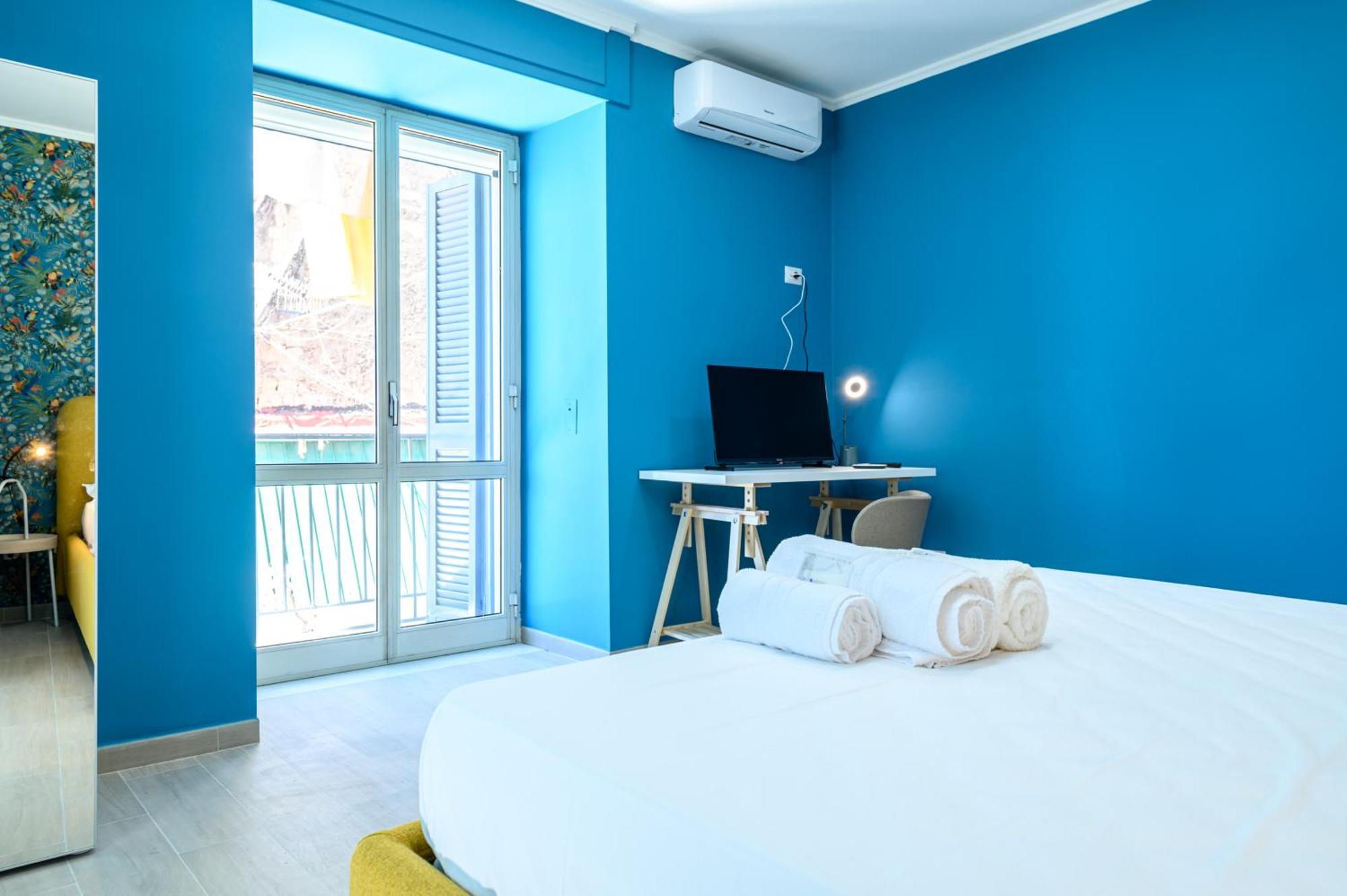 Via Nuova Marina 121 - 1 Apartment Naples