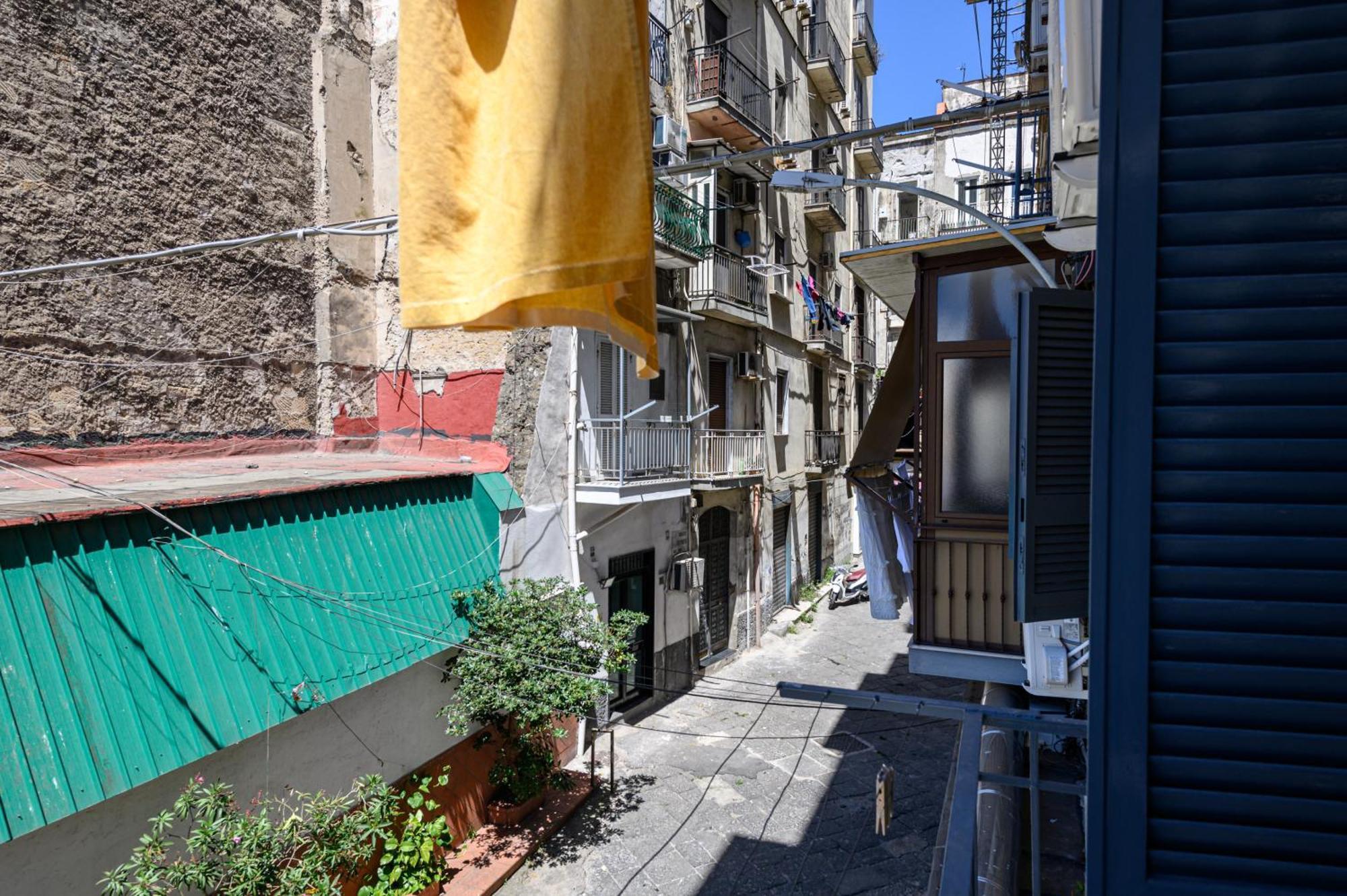 Via Nuova Marina 121 - 1 *